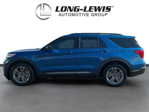 Certified 2021 Ford Explorer XLT w/ Equipment Group 202A AWD/4WD image 2