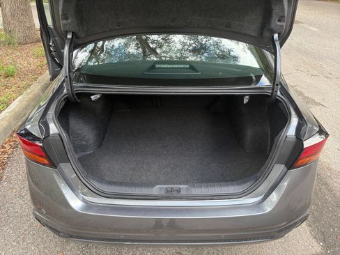 Used 2026 Nissan Altima 2.5 SV FWD image 29
