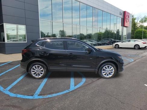 Used 2021 Nissan Rogue Sport SV AWD/4WD image 7