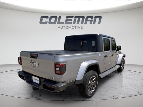 Used 2020 Jeep Gladiator Overland AWD/4WD image 8