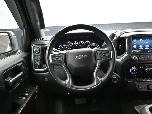 Used 2022 Chevrolet Silverado 1500 RST w/ Z71 Off-Road Package AWD/4WD image 33