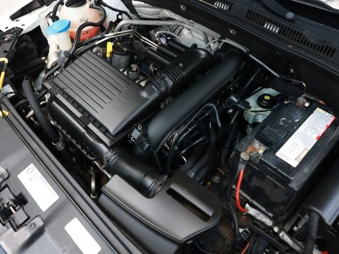 Used 2016 Volkswagen Jetta S FWD image 46