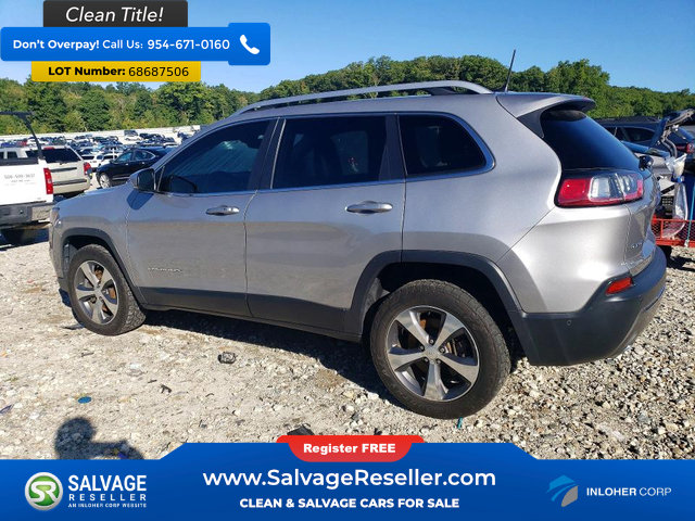 Used 2019 Jeep Cherokee Limited w/ Luxury Group AWD/4WD image 3