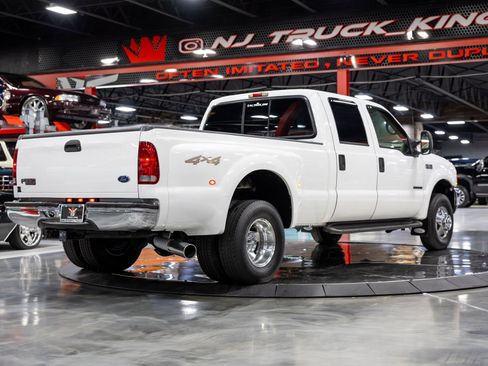 Used 2002 Ford F350 Lariat image 12