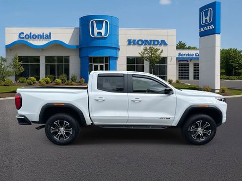 Used 2024 GMC Canyon AT4 w/ Canyon Safety Plus Package image 8