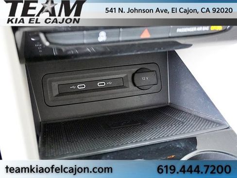 Used 2023 Volkswagen Atlas SE w/ Panoramic Sunroof Package FWD image 32
