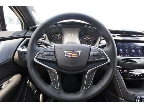 New 2026 Cadillac XT5 Premium Luxury w/ Driver Assist Package FWD image 13