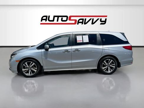 Used 2023 Honda Odyssey Touring image 4