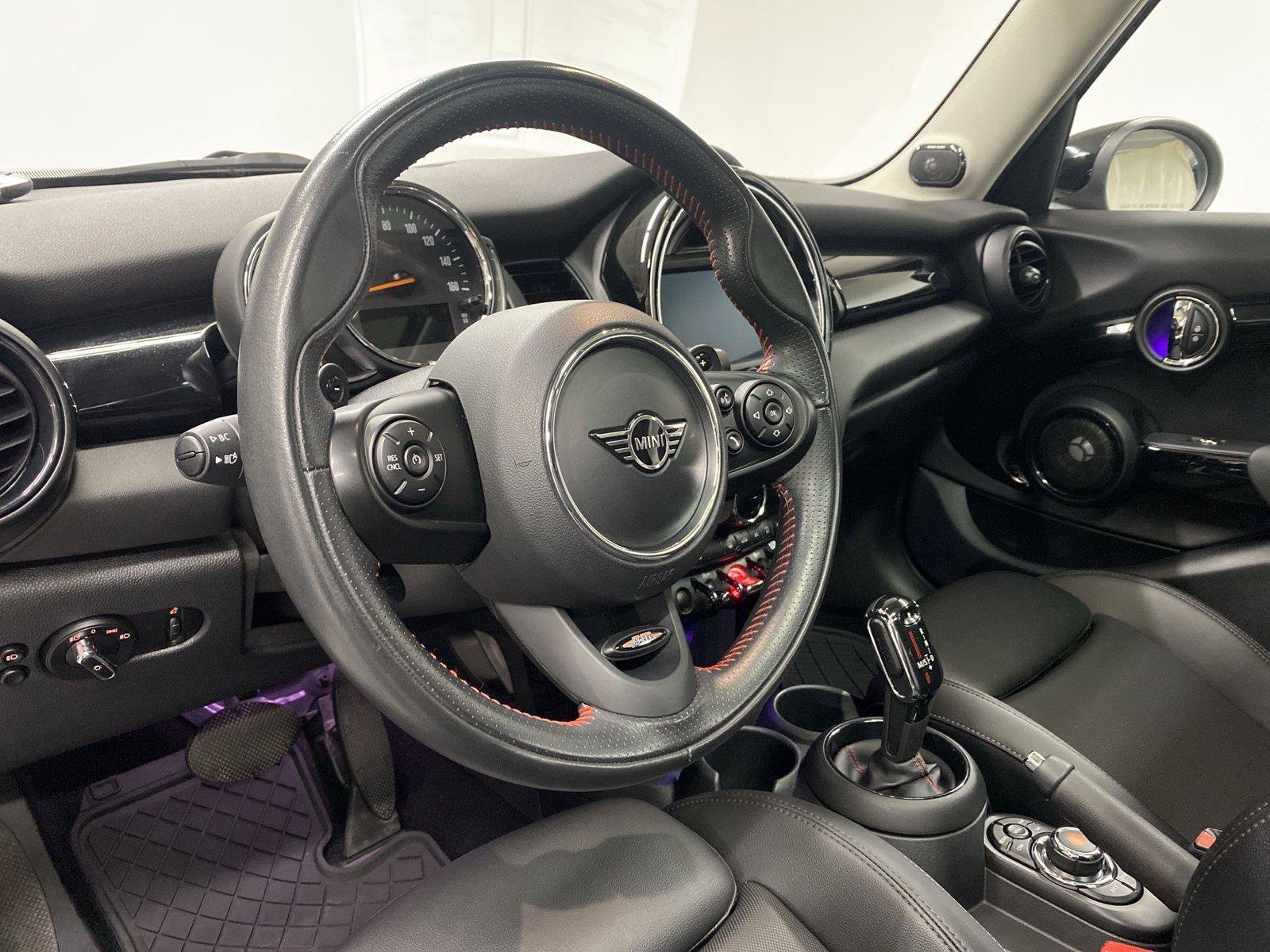 Used 2020 MINI Cooper S FWD image 31