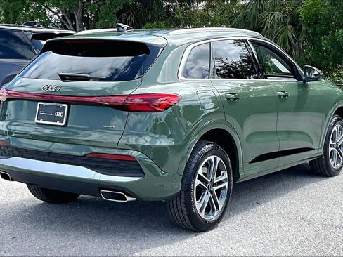 Certified 2025 Audi Q5 Premium Plus image 5