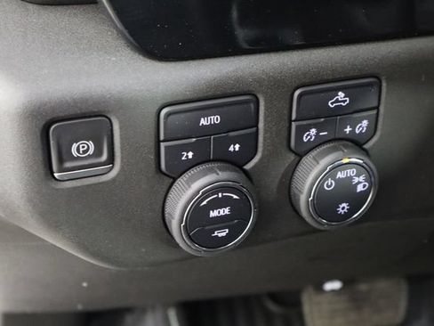 Used 2023 Chevrolet Silverado 1500 LT AWD/4WD image 22