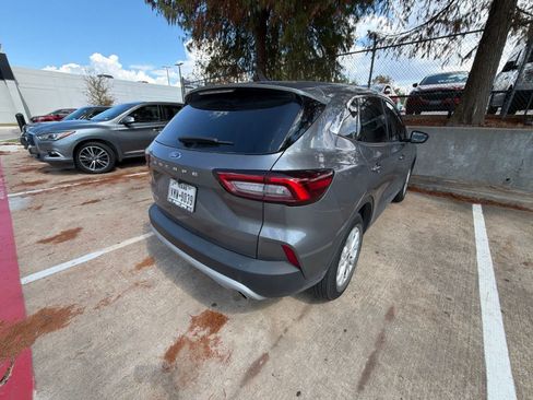 Used 2024 Ford Escape Active FWD image 3
