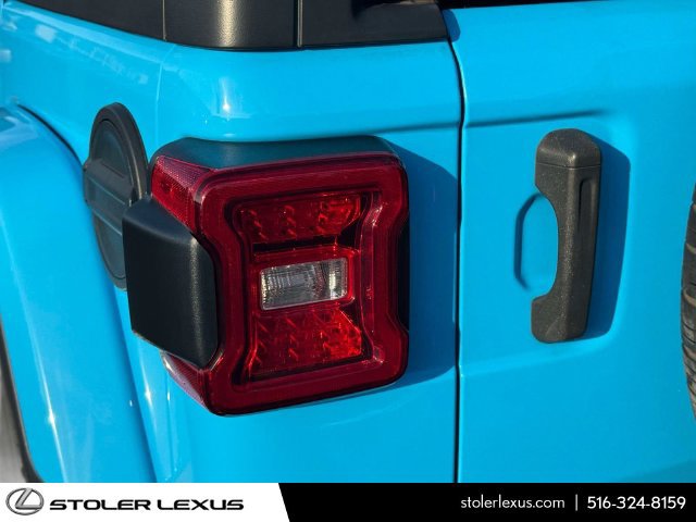 Used 2021 Jeep Wrangler Unlimited Sahara AWD/4WD image 14