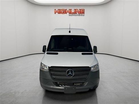 Used 2025 Mercedes-Benz Sprinter 2500 image 2
