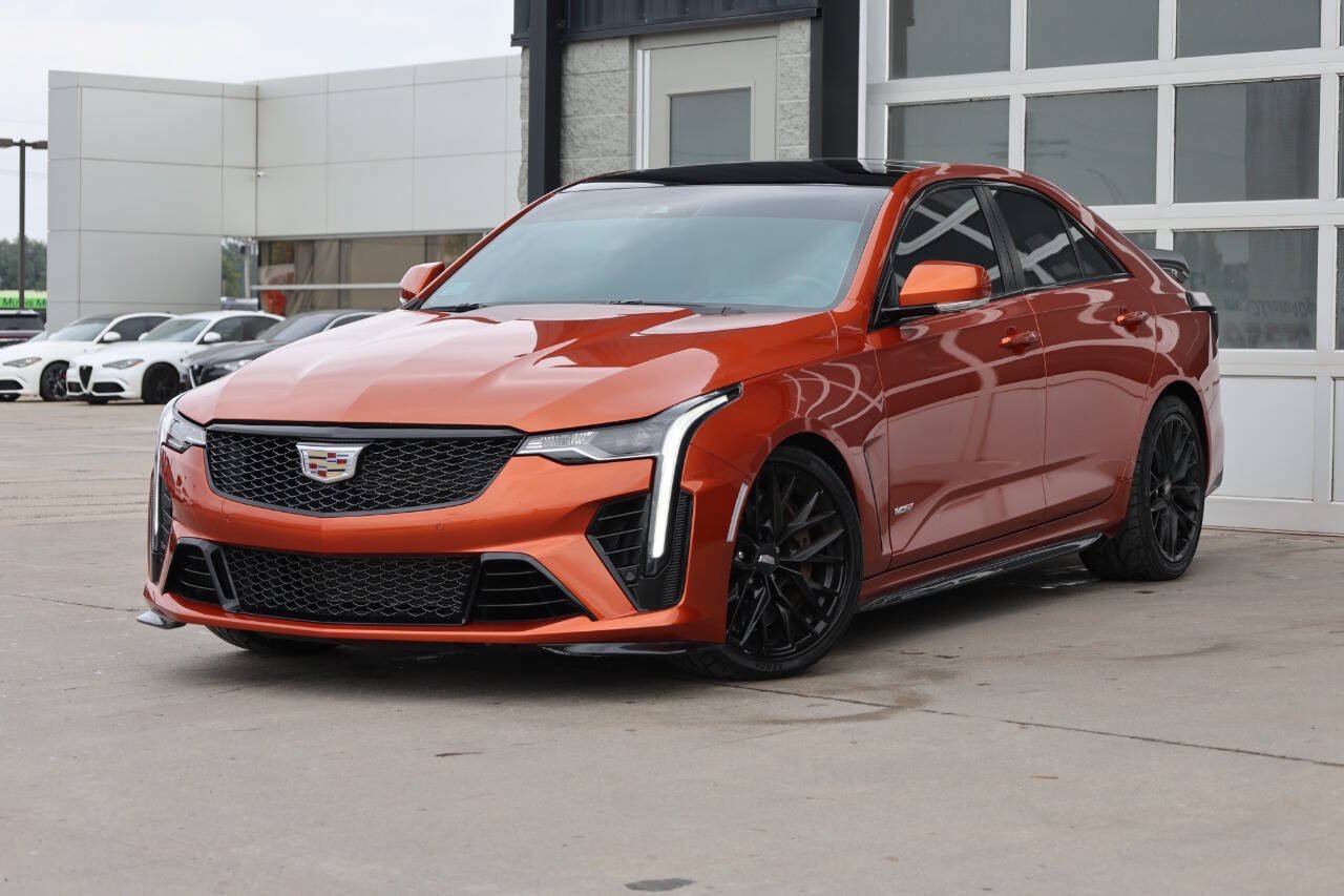 Used 2023 Cadillac CT4 V Blackwing w/ Driver Assist Package RWD image 3