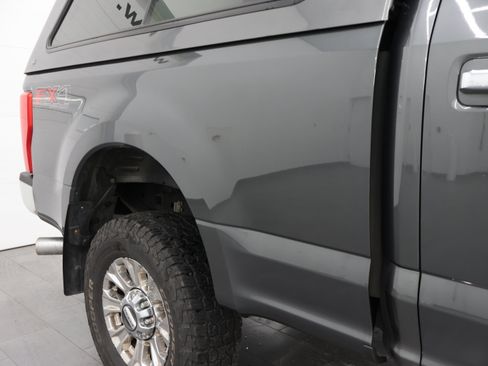 Used 2017 Ford F250 XLT w/ XLT Premium Package AWD/4WD image 25