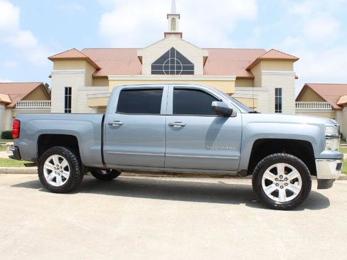 Used 2015 Chevrolet Silverado 1500 LT w/ LT Convenience Package RWD image 3
