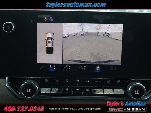 Used 2024 Chevrolet Colorado ZR2 w/ ZR2 Convenience Package III AWD/4WD image 19
