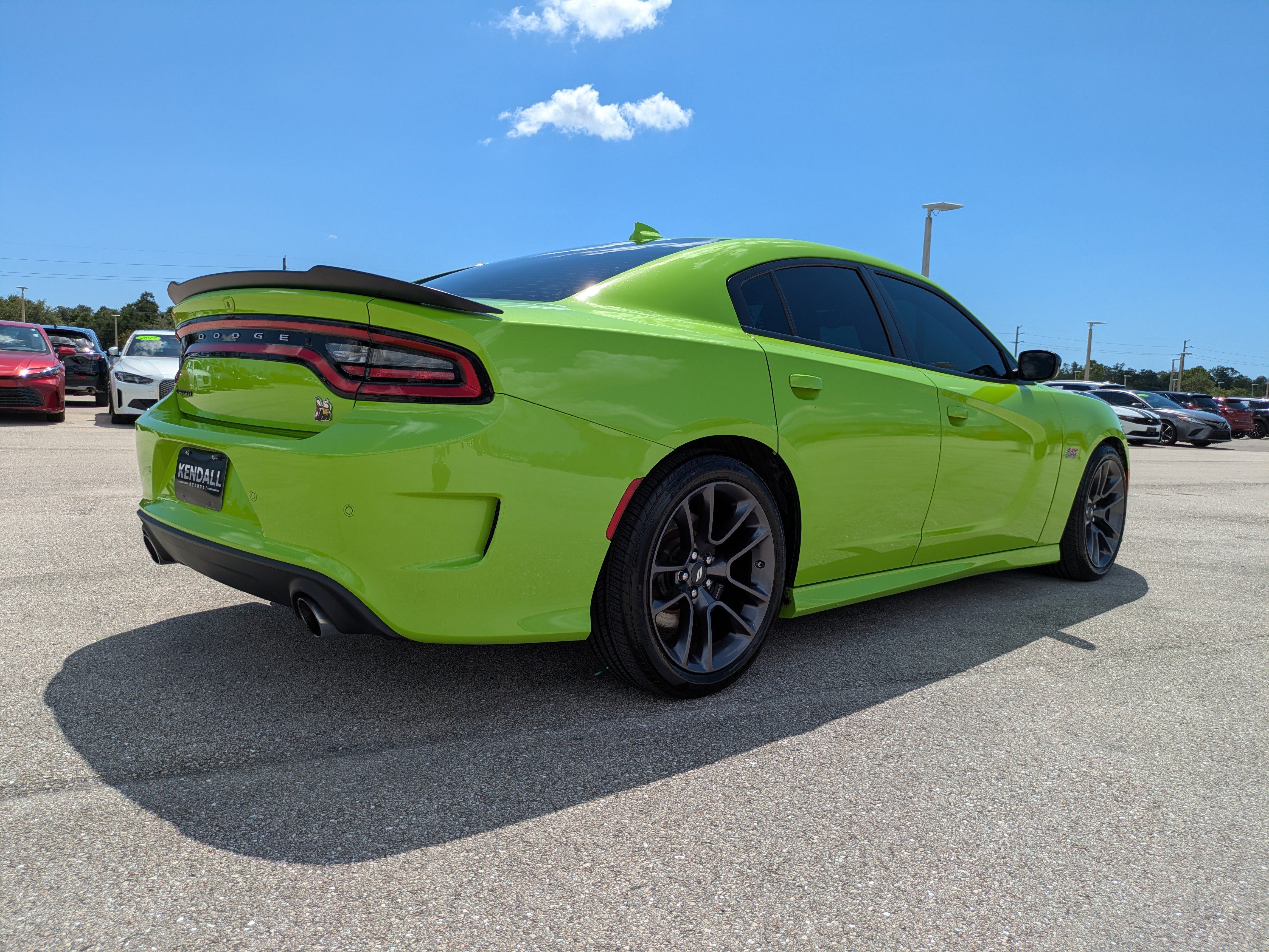Used 2023 Dodge Charger Scat Pack w/ Technology Group RWD image 4