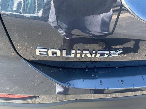 Used 2022 Chevrolet Equinox LT FWD image 8