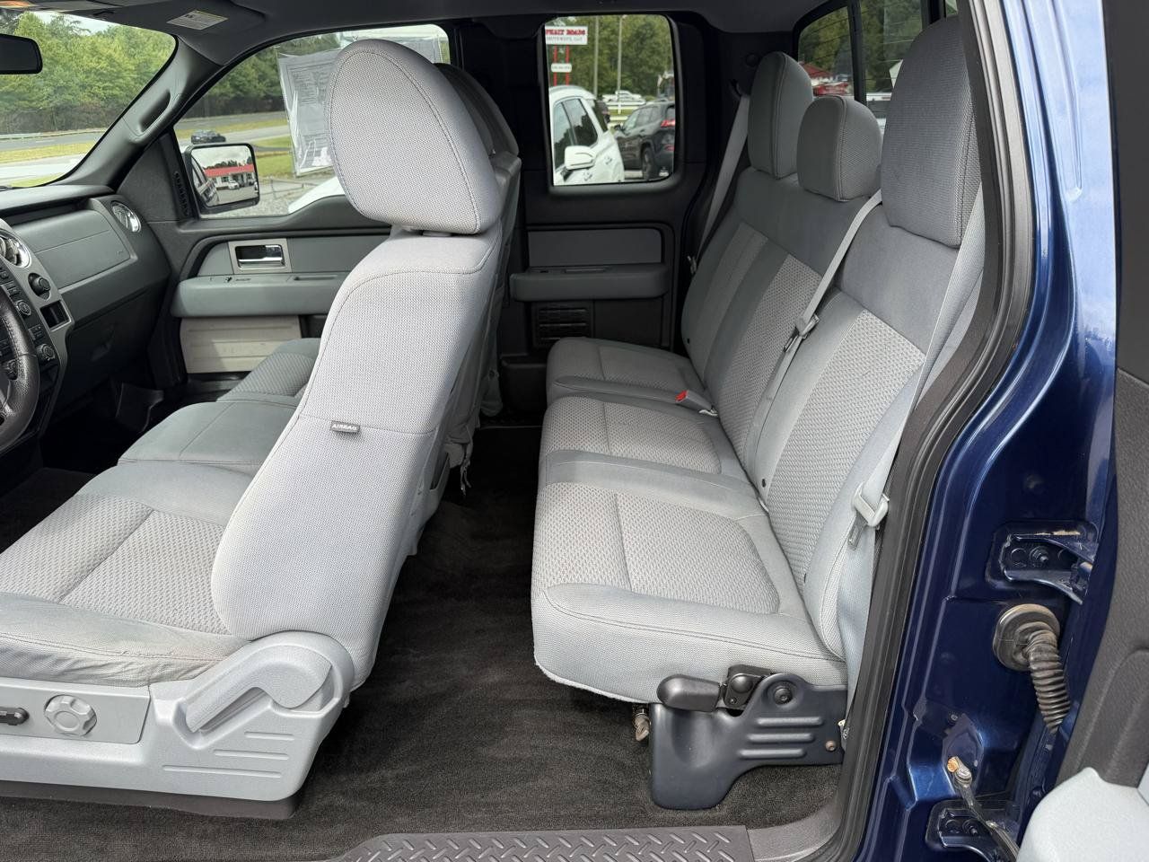 Used 2011 Ford F150 XLT w/ XLT Chrome Pkg AWD/4WD image 14