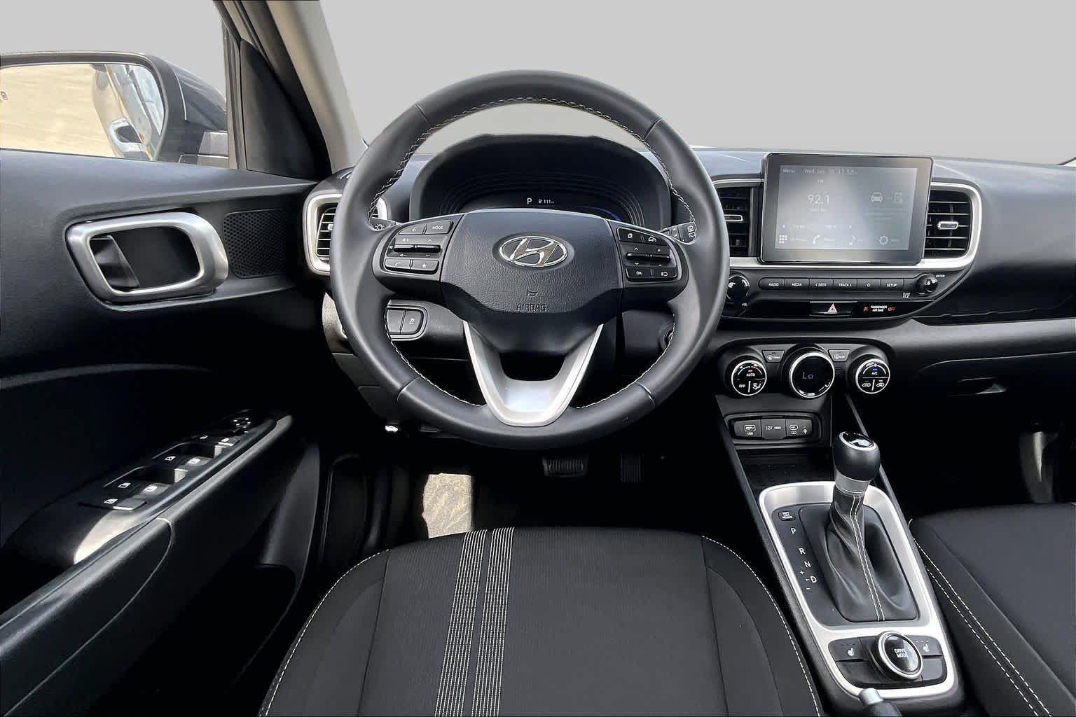 Certified 2026 Hyundai Venue SEL FWD image 6