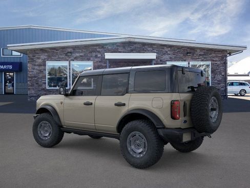New 2025 Ford Bronco Badlands w/ Sasquatch Package image 4