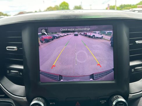 Used 2021 RAM 1500 Big Horn AWD/4WD image 17