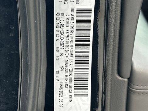 Used 2018 Jeep Grand Cherokee Overland image 30