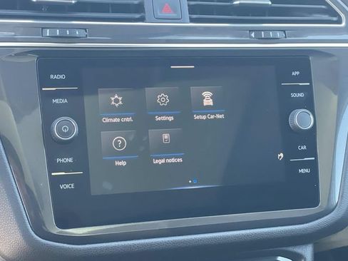 Certified 2023 Volkswagen Tiguan SE w/ Panoramic Sunroof Package FWD image 13