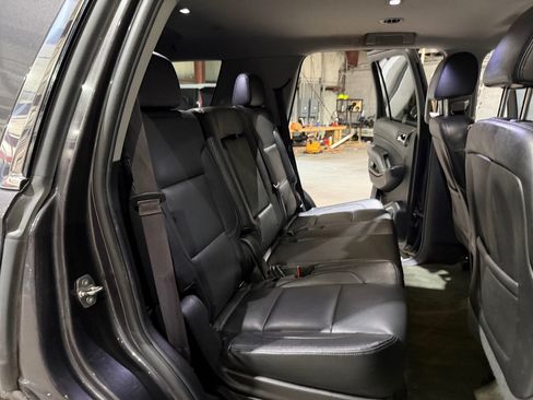 Used 2015 GMC Yukon SLE w/ Convenience Package RWD image 23