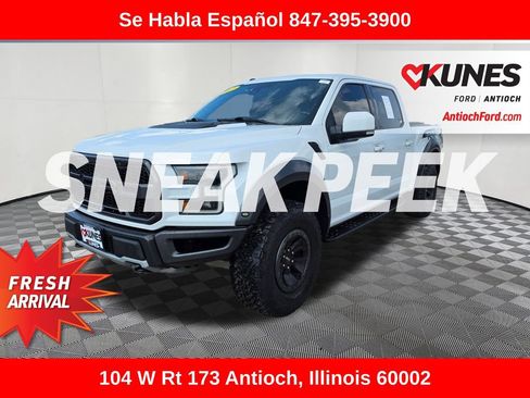 Used 2017 Ford F150 Raptor w/ Equipment Group 802A Luxury AWD/4WD image 3