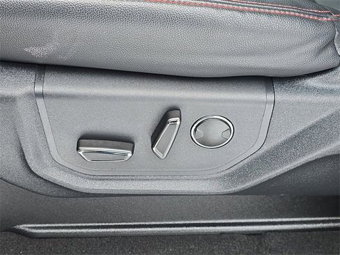 Used 2023 Ford Expedition Max Limited image 10