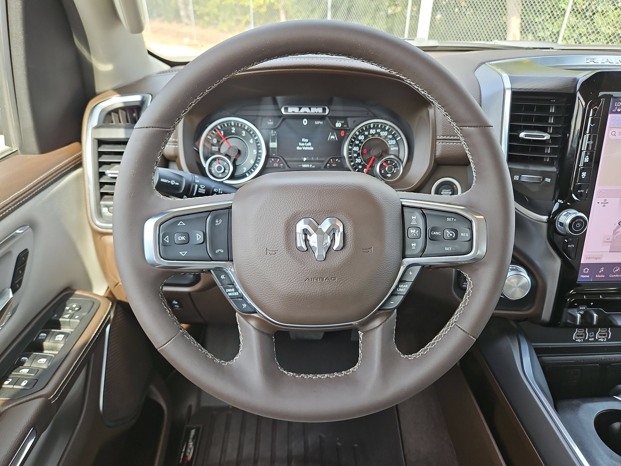 Used 2025 RAM 1500 Laramie w/ Laramie Southwest Edition AWD/4WD image 20
