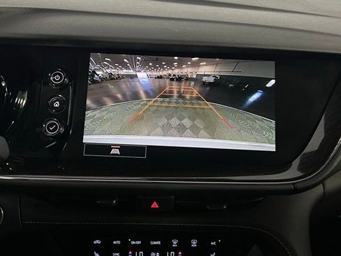 Used 2023 Buick Envision Essence image 24