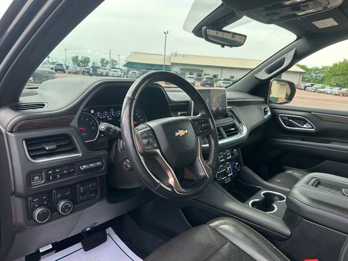 Used 2021 Chevrolet Tahoe High Country w/ Premium Package AWD/4WD image 12