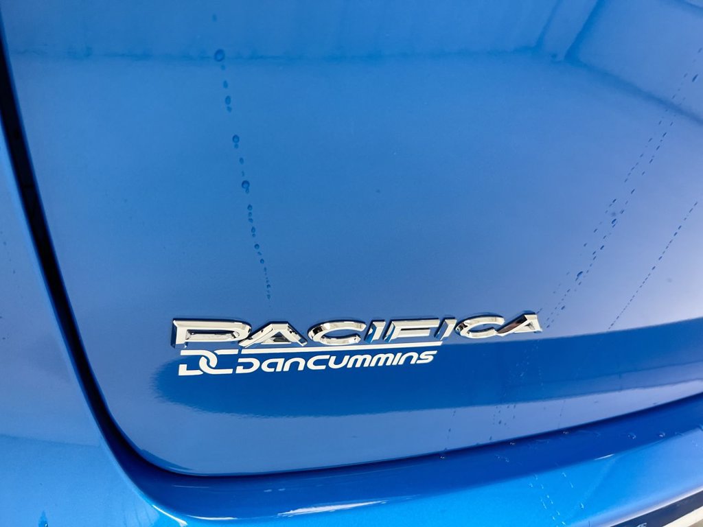 New 2026 Chrysler Pacifica Select AWD/4WD image 26