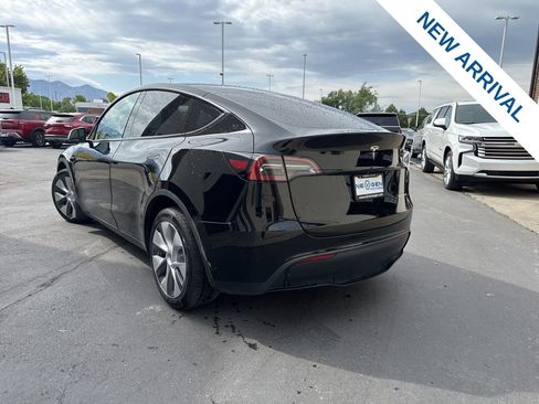 Used 2023 Tesla Model Y Long Range AWD/4WD image 4