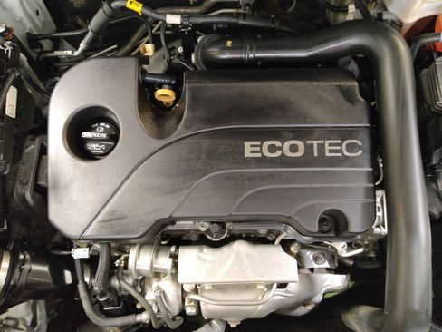 Used 2019 Chevrolet Equinox LT w/ Driver Convenience Package image 30