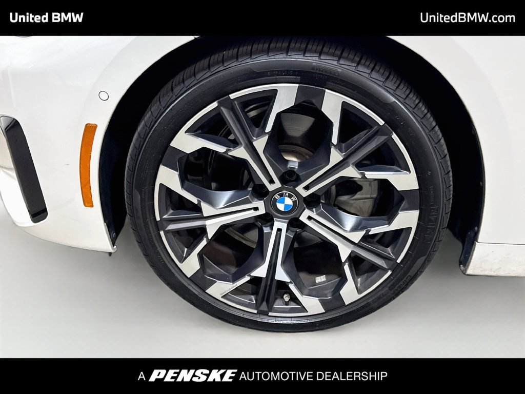 Certified 2026 BMW 230i Coupe w/ Convenience Package RWD image 9