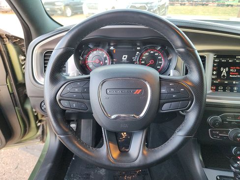 Used 2022 Dodge Charger R/T w/ Plus Group image 17