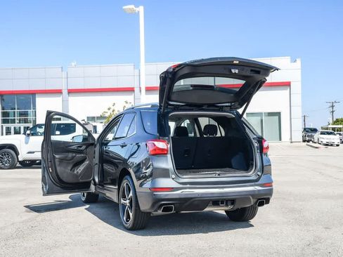 Used 2020 Chevrolet Equinox LT FWD image 25