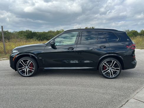 New 2026 BMW X5 xDrive40i w/ M Sport Package image 5