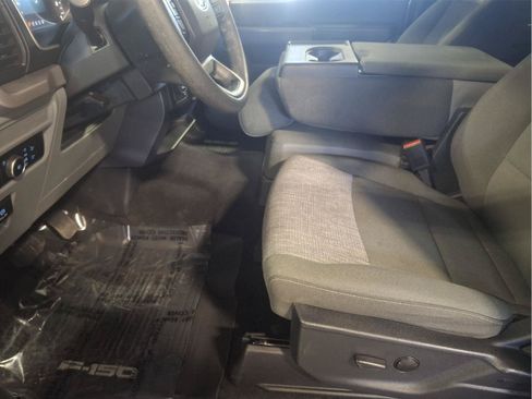 Used 2023 Ford F150 XLT AWD/4WD image 7