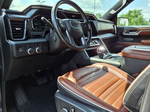 Certified 2022 GMC Sierra 1500 Denali Ultimate image 13