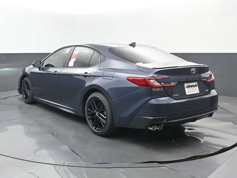 New 2026 Toyota Camry SE FWD image 3