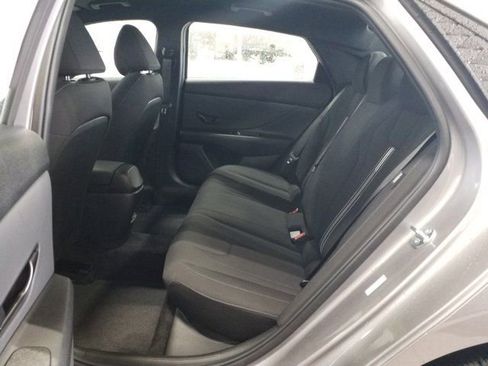 Certified 2025 Hyundai Elantra Sport image 13