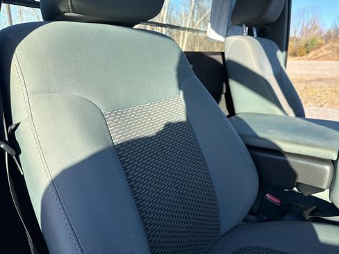 Used 2011 Ford F250 XL image 18