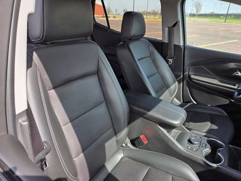 Used 2022 GMC Terrain SLT w/ Tech Package AWD/4WD image 41