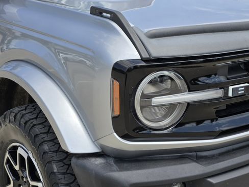 Used 2023 Ford Bronco Outer Banks AWD/4WD image 37